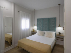 Beautiful Blue Triana Apartment